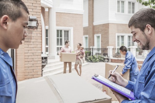 Moving van service for homes and flats in Teddington