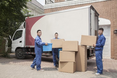 Household and business relocation support in Teddington