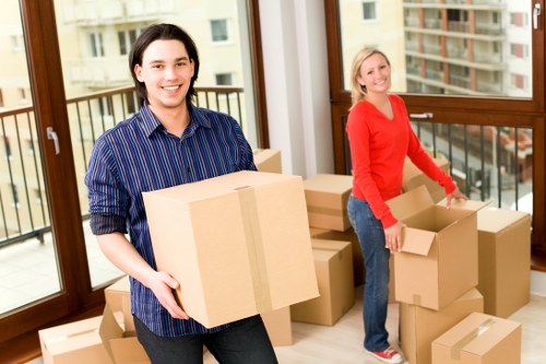 Furniture and home move transport service